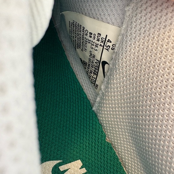 Nike Air Force 1 Low White Green Youth Size 4.5Y (FY5948-103) - Picture 6 of 11